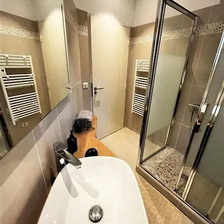 Magnificent Apartment Close To Paris Metro Line 1 Montreuil  Exterior photo